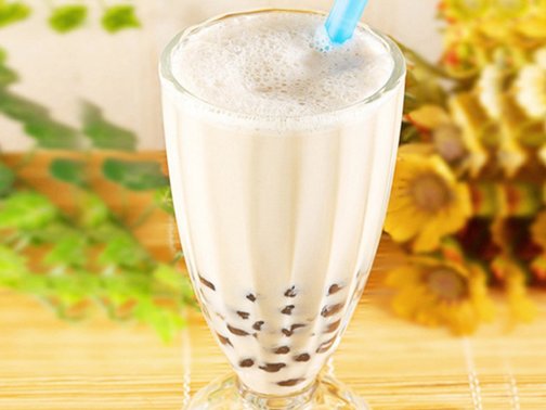 冬天的第一杯奶茶的朋友圈说说