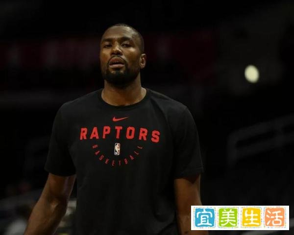 勇火大战叕“三缺一”！火箭签下强援！威少，18卡双双被罚！
