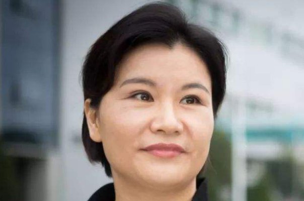 十大白手起家中国女富豪中国占九个,都是哪九个?