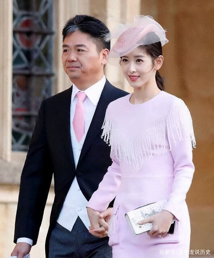 章泽天发出27岁庆生照，她的“心机”和智慧，才是不动声色的，这是为何？