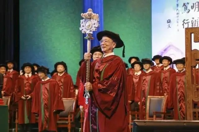 学术权杖的作用是什么？