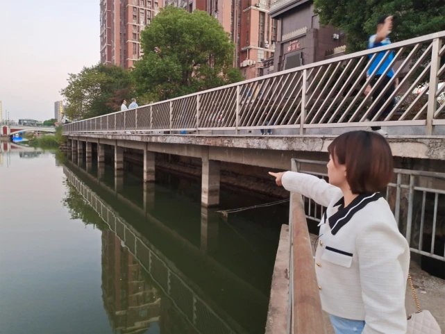 江西90后姑娘凌晨跳江救回轻生男子，当时究竟发生了什么？