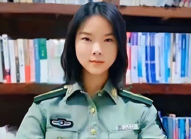 女孩高考693分放弃北大复读考军校!她的梦想是什么