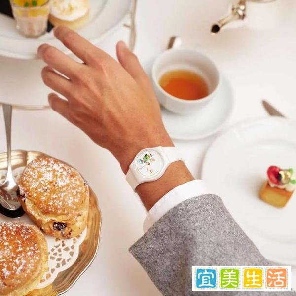 一夜之间,这枚售价800元的“女王款”手表抢疯了