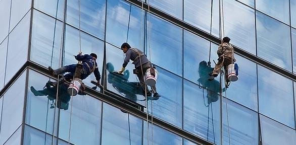 蜘蛛人外墙清洗每平方多少钱？蜘蛛人外墙清洗价格大全[实时更新]
