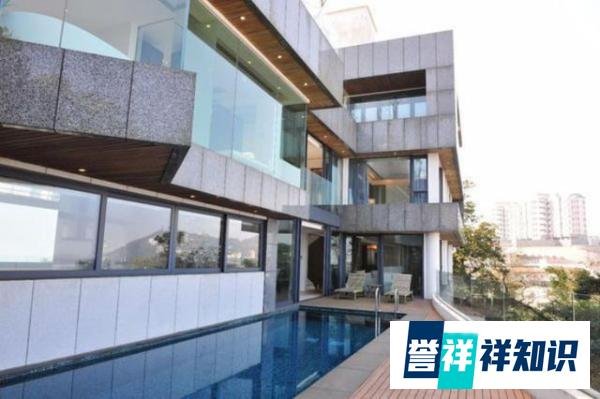 周星驰抵押天价豪宅,前女友追讨佣金上法庭