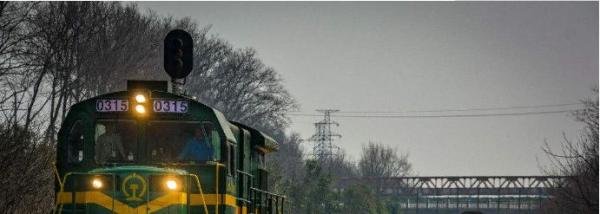 铁路电话订票怎么买