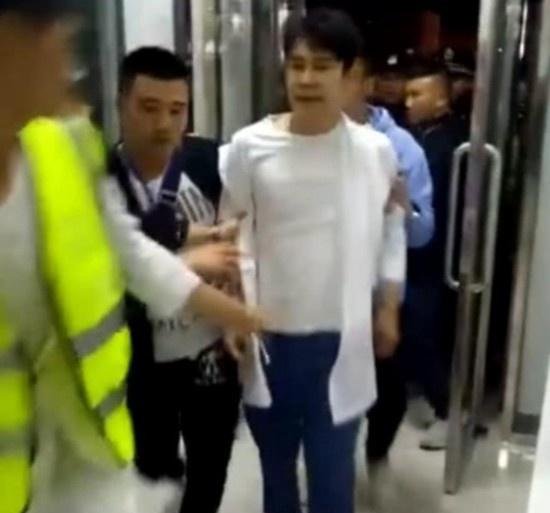 小沈阳吸毒被抓,妻子怒发文解释,汤潮为何不说话?真相到底如何