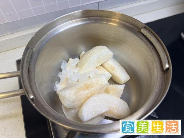 阳春三月女人季，少吃苹果多吃它，润肺养颜，常吃小脸红润有精神