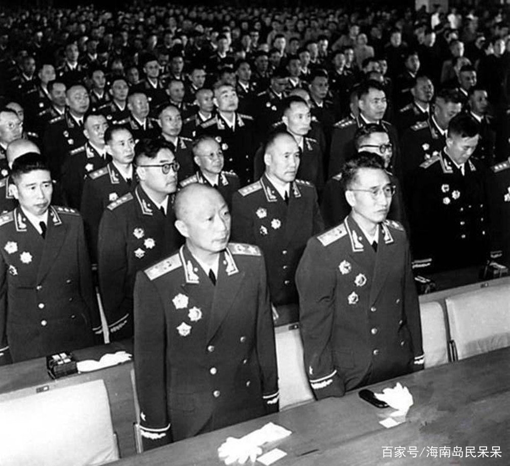 1955年授衔时，这三个人对军衔不满闹得最凶，最后获得什么军衔？