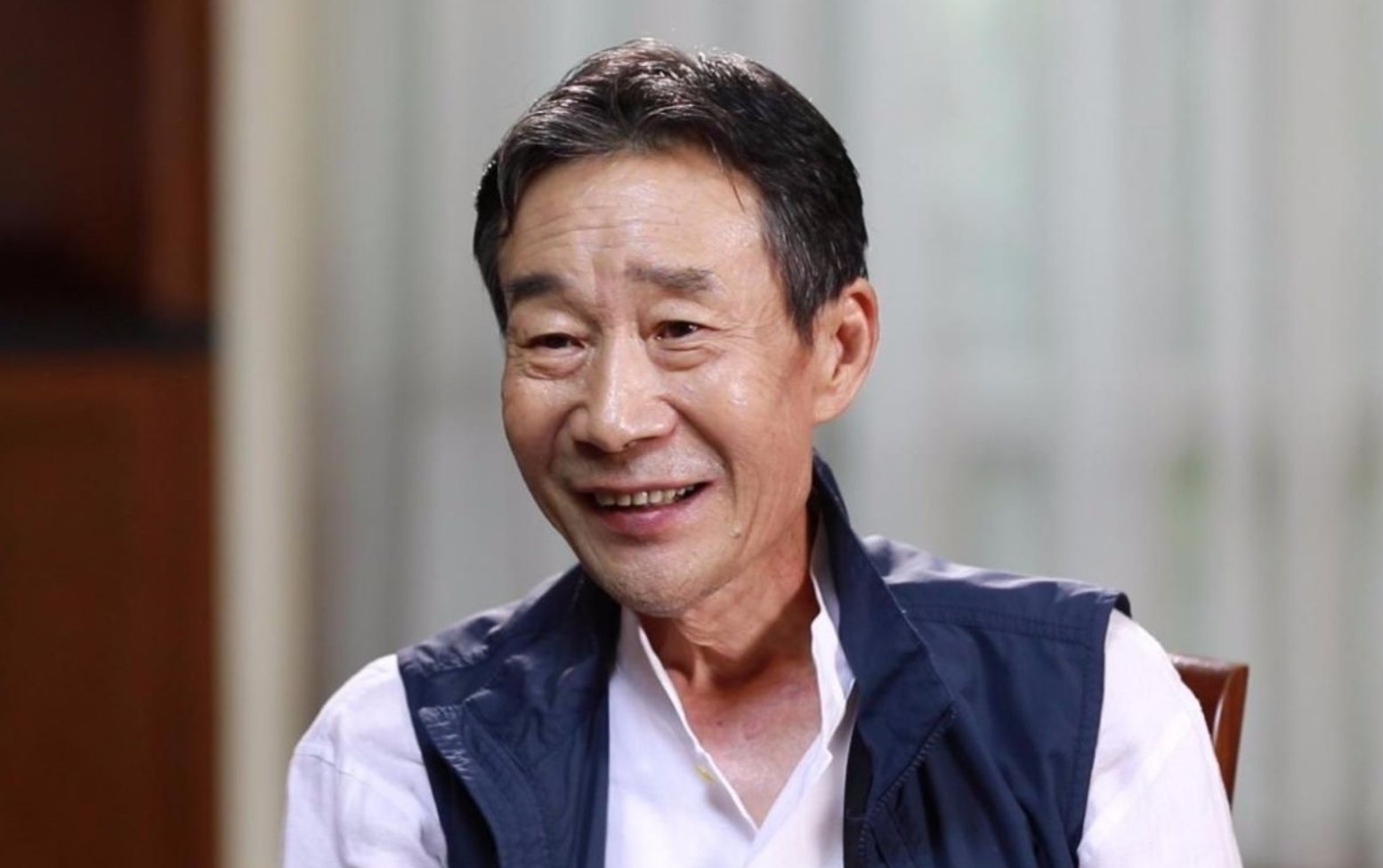 还记得吴京非洲“干儿子”吗？红了后经常性耍大牌，他现状如何呢？