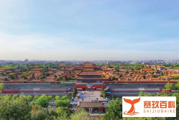 中国有6个超大城市,其中有4个是直辖市,2个是副省级市