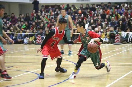 萧敬腾狂砍46分,力压林书豪拿下全场mvp,雨神打篮球什么水平?