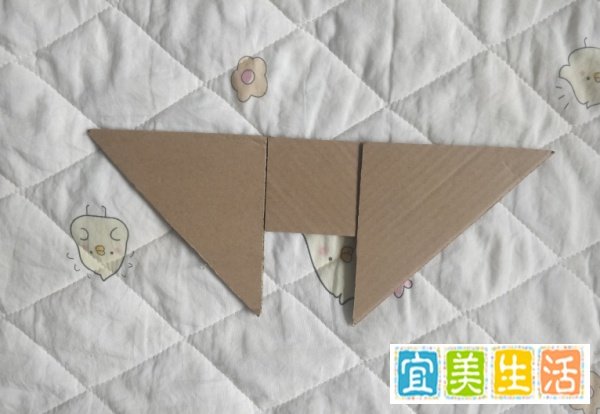 用七巧板怎么拼一个字母W呢?