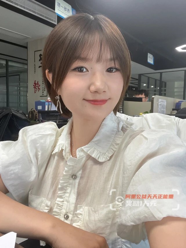 江西90后姑娘凌晨跳江救回轻生男子,当时究竟发生了什么?