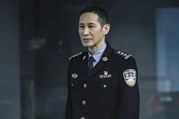 《冰雨火》中王劲松是反派人物吗?他还能打破大叔的“反派定律”吗?