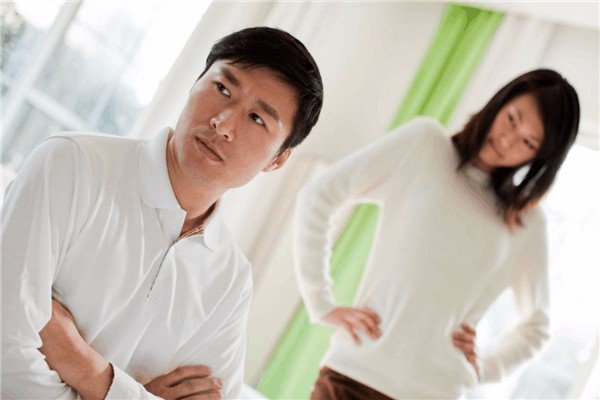 老公和我妈妈关系不好怎么办？